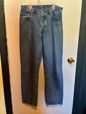 CLOSET CLEAN OUT Levi’s 501 Original 90s Straight Leg Jeans | Size 32 x 30